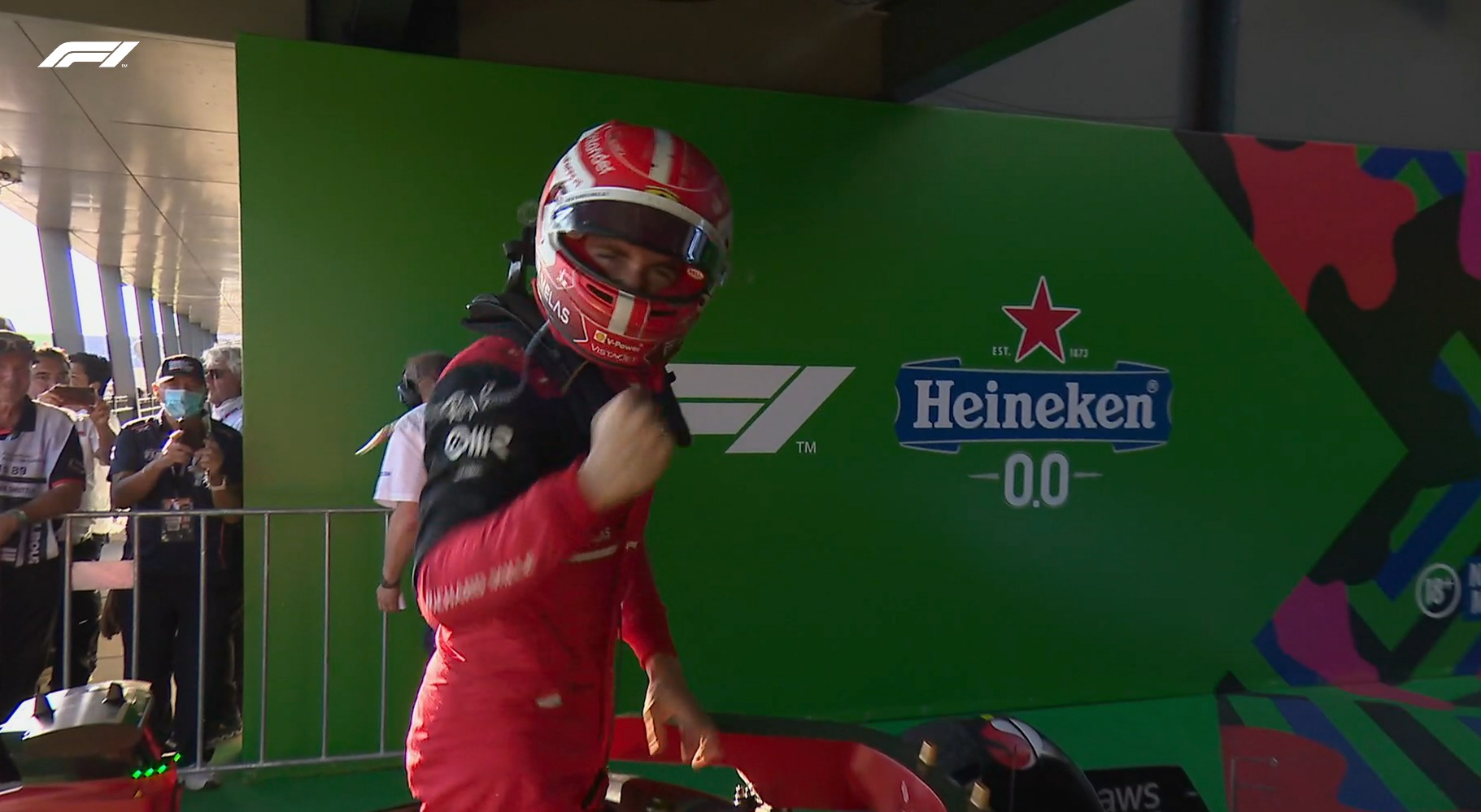Charles Leclerc a câștigat Marele Premiu al Australiei. Max Verstappen a abandonat. Pe ce loc a terminat Lewis Hamilton