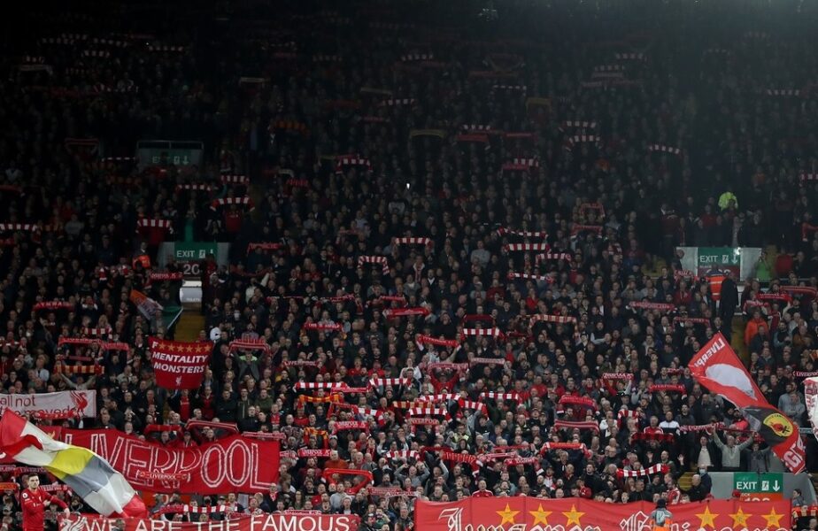 Liverpool – Manchester United 4-0 | Fanii gazdelor s-au distrat copios pe seama jucătorilor lui United. Ce s-a întâmplat la pauza meciului