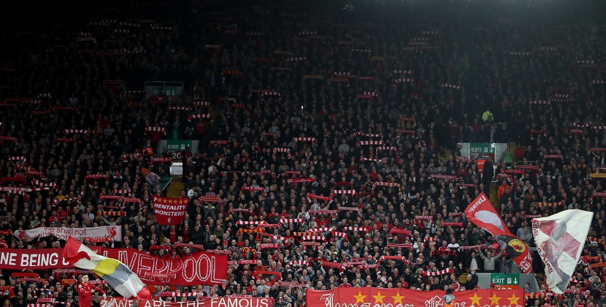 Liverpool – Manchester United 4-0 | Fanii gazdelor s-au distrat copios pe seama jucătorilor lui United. Ce s-a întâmplat la pauza meciului