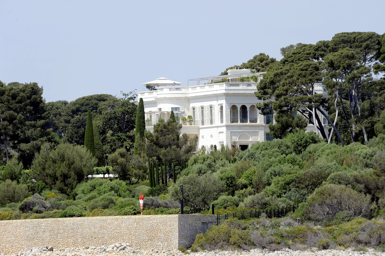 The Chateau de la Croe is a castle located in Cap d'Antibes on the French Riviera, bought by Russian billionaire Roman Abramovich in 2004. May 10, 2011.,Image: 93842946, License: Rights-managed, Restrictions: , Model Release: no, Pictured: Roman Abramovich, Credit line: Profimedia