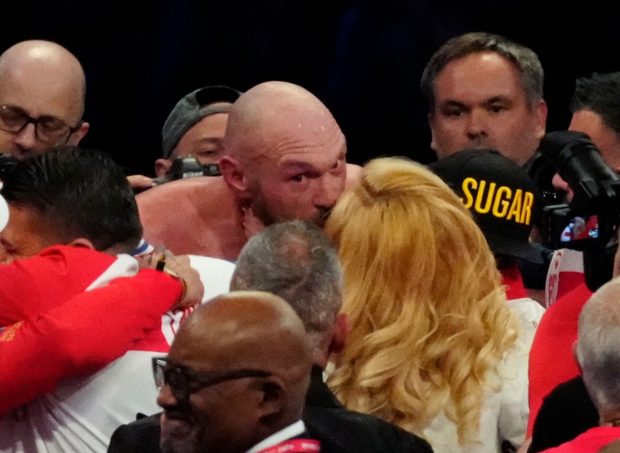 Soția lui Tyson Fury a anunțat care este singura condiție pentru ca acesta să mai boxeze: „I-aș spune: Fă-o, Tyson!