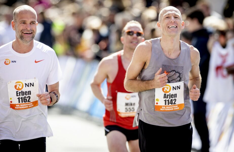 Robben, ”Genunchi de cristal”, a terminat primul său maraton: Rotterdam, 3:31!!!