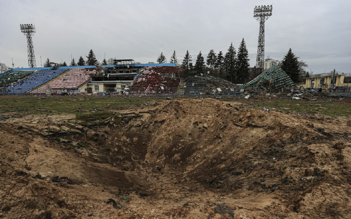 Cum arată stadionul „Yuri Gagarin” după ce a fost bombardat trei nopţi la rând