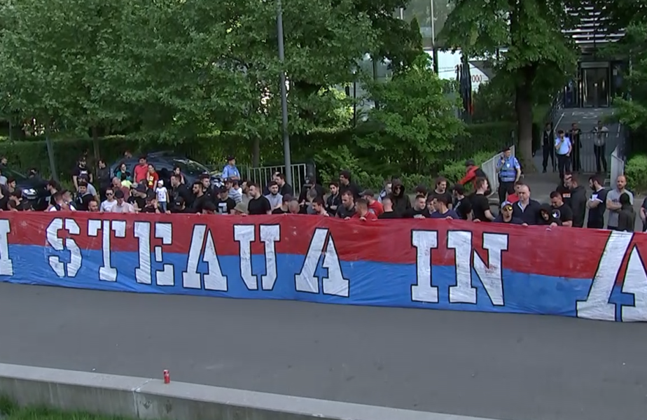 Protest la Federație! Fanii CSA Steaua s-au strâns în fața sediului FRF. Suporterii solicită dreptul de promovare în Liga 1
