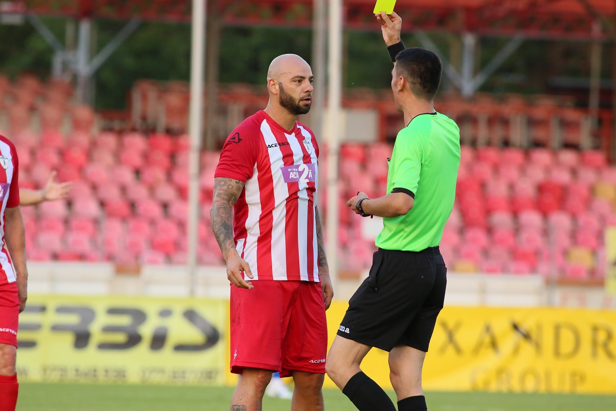 Giani Kiriţă, în timpul unui meci demonstrativ