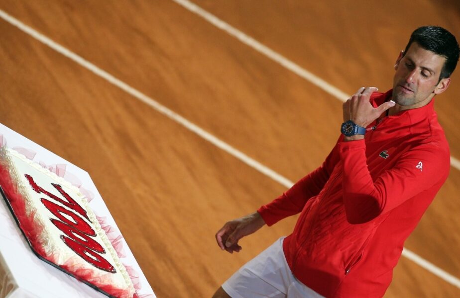 Novak Djokovic, victoria cu numărul 1000 a carierei și calificare în finala de la Roma. Duel cu Stefanos Tsitsipas