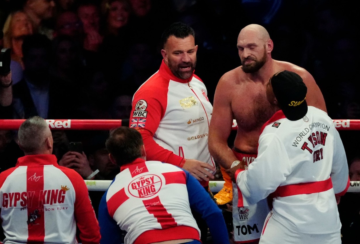 Tyson Fury renunță la titlul mondial apărat acum 2 săptămâni.