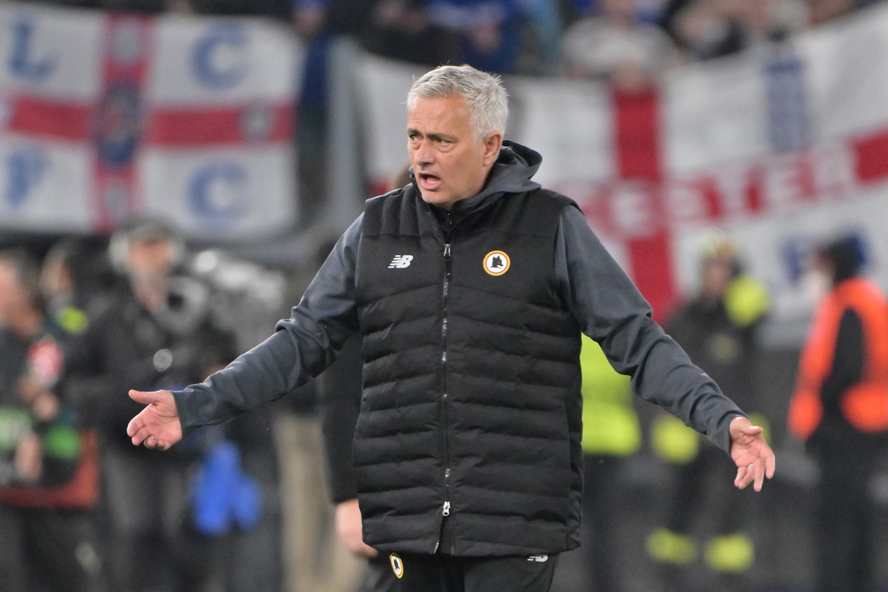 Jose Mourinho a izbucnit în lacrimi, după ce a calificat-o pe AS Roma în finala Conference League: „E victoria familiei!