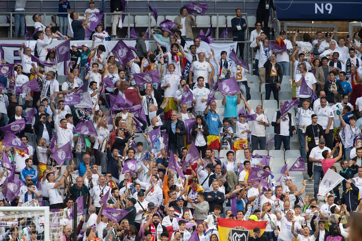 Fans Real Madrid during the UEFA Champions League final match between Liverpool FC and Real Madrid at Stade de France on May 28, 2022 in Paris, France.
Liverpool FC v Real Madrid - UEFA Champions League Final 2021/22, Paris, France - 28 May 2022,Image: 695304028, License: Rights-managed, Restrictions: RESTRICTED TO EDITORIAL USE, Model Release: no, Credit line: Profimedia