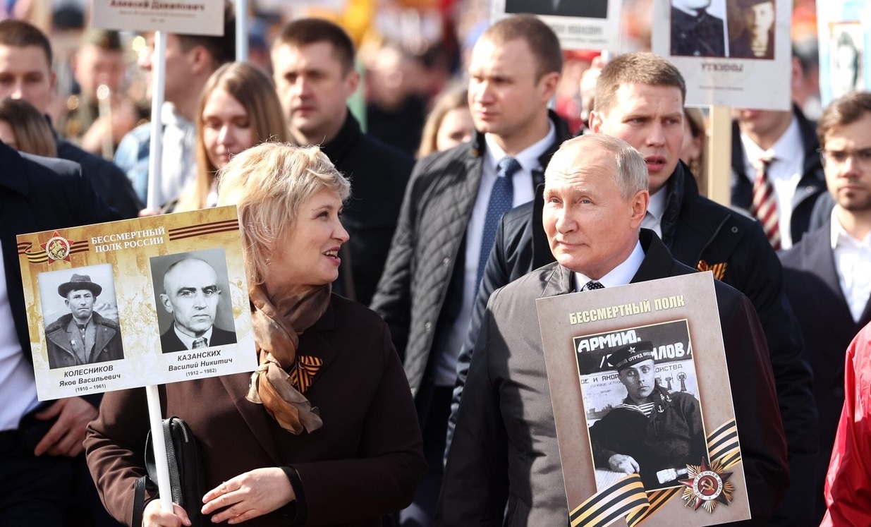 Vladimir Putin, în Piața Roșie din Moscova