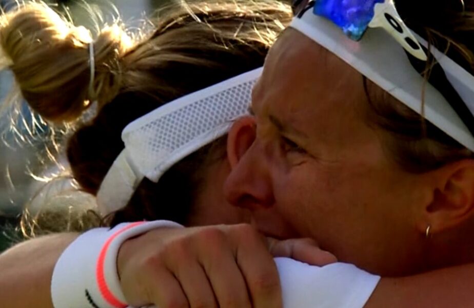 Simona Halep, gest uriaş după ce Kirsten Flipkens a început să plângă la finalul ultimului meci jucat la simplu în carieră: „E un vis devenit realitate! O mare campioană!”