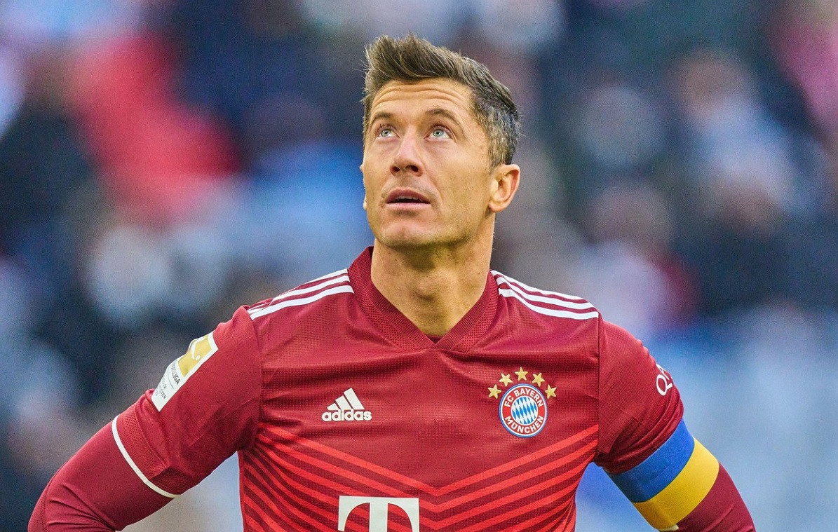 Bayern, lovitură pentru Barcelona şi PSG! Şefii campioanei Germaniei îl „liniştesc pe Robert Lewandowski: „Are contract până în 2023!