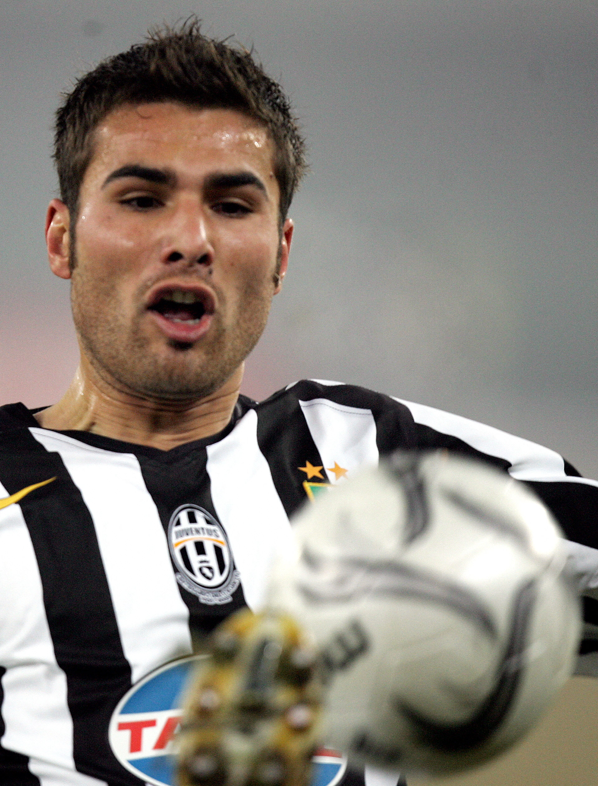 Adrian Mutu, în tricoul lui Juventus / Getty Images
