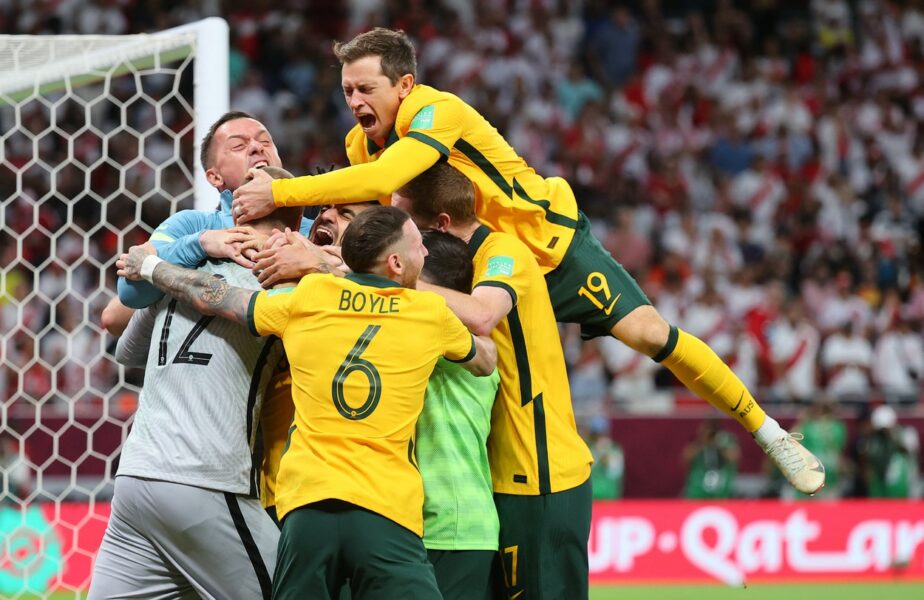 Australia s-a calificat la Cupa Mondială din Qatar, după ce a învins dramatic Peru la loviturile de departajare