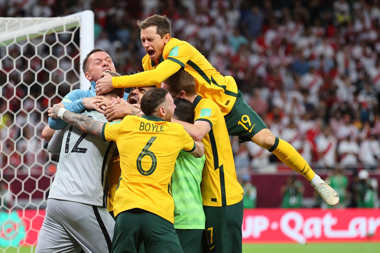 Australia s-a calificat la Cupa Mondială din Qatar, după ce a învins dramatic Peru la loviturile de departajare
