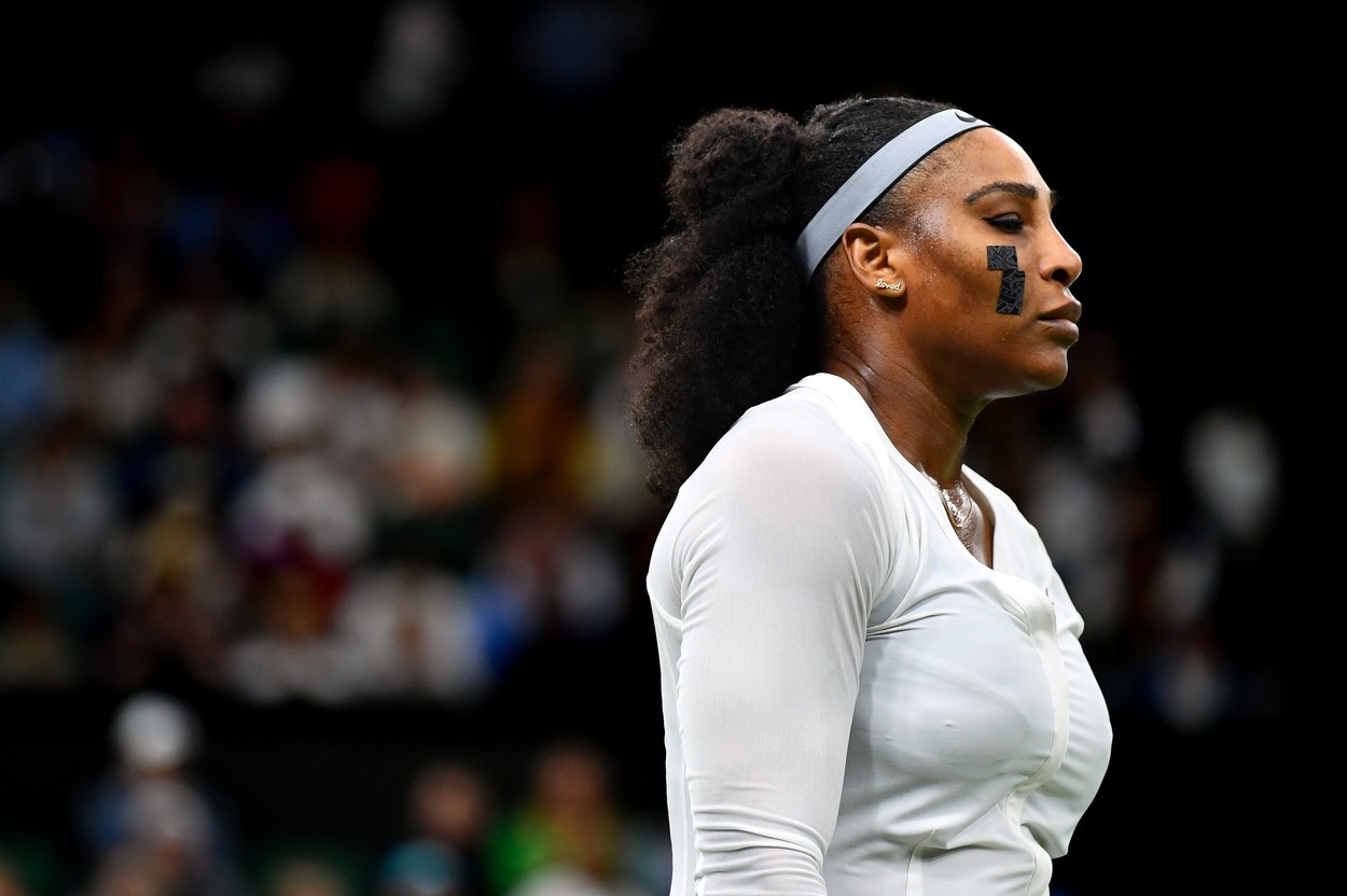 Serena Williams, victorie dramatică în primul tur al turneului de la Wimbledon