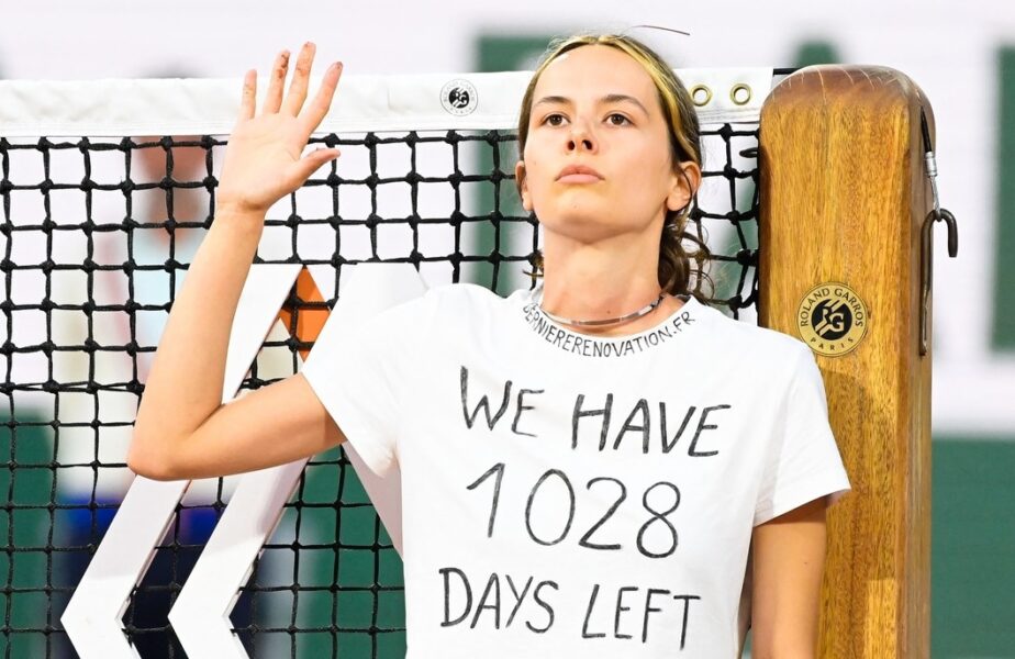 Alizee s-a legat de fileu, la Roland Garros