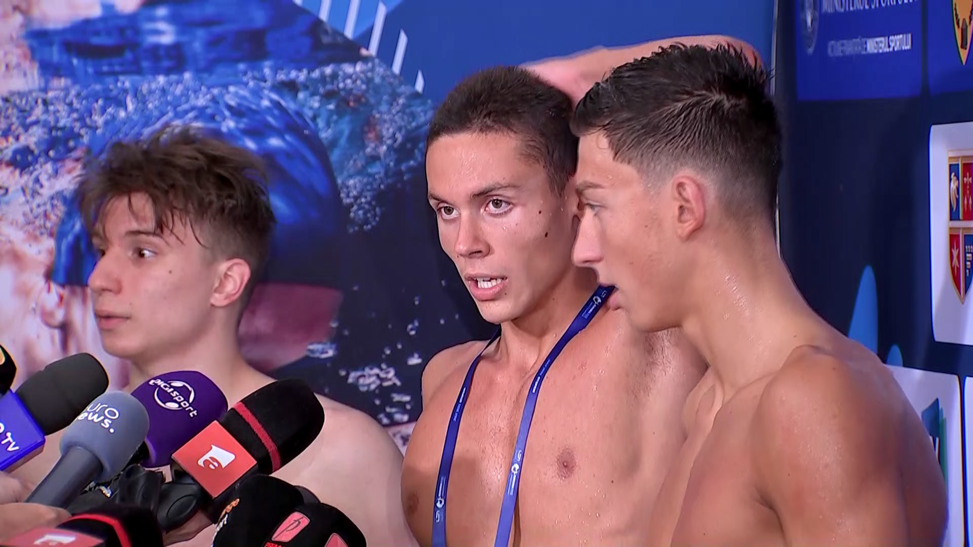 David Popovici, reacţie emoţionantă după ce i-a adus României prima medalie la Campionatele Europene de Juniori de la Otopeni