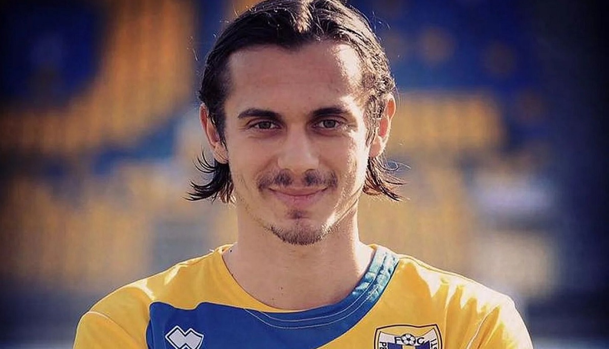 Roland Dedius Stănescu, fost fotbalist la Petrolul și FC Argeș, s-a aruncat în gol de la etajul patru. Tragedie în fotbalul românesc