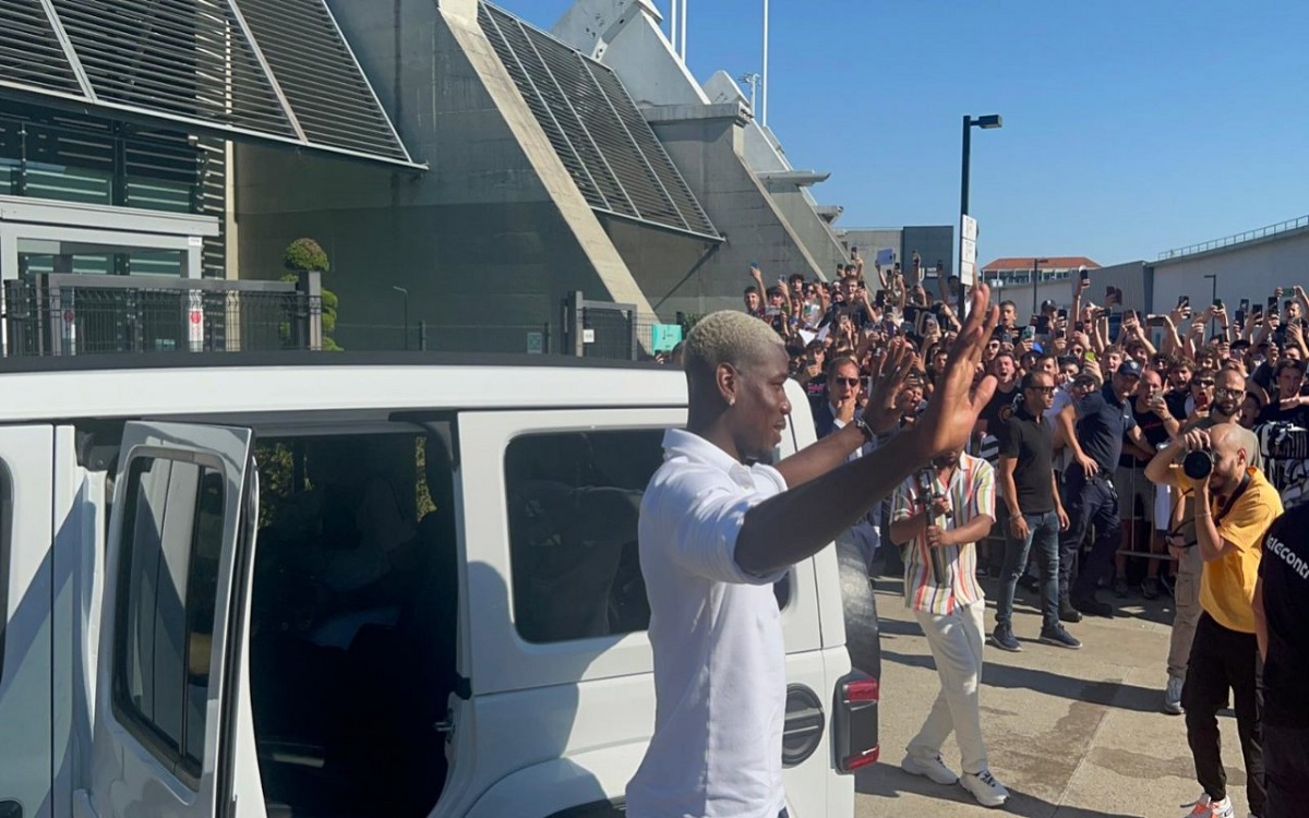 Paul Pogba a declanşat isteria la Torino! 1.000 de fani l-au așteptat la vizita medicală + Angel Di Maria, prezentat oficial la Juventus!