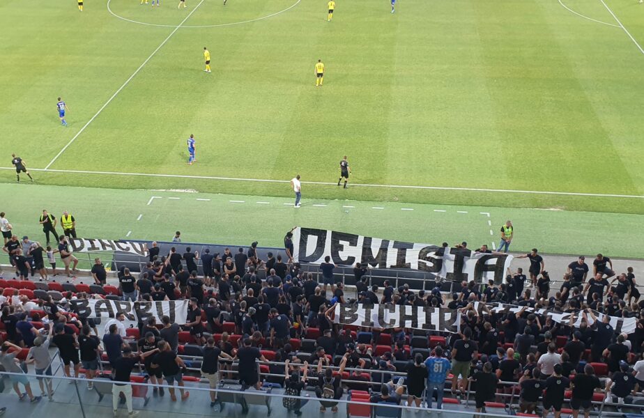 Ultraşii CSA Steaua, revoltă în Ghencea la meciul cu Metaloglobus: „Demisia!” Gestul extrem al fanilor