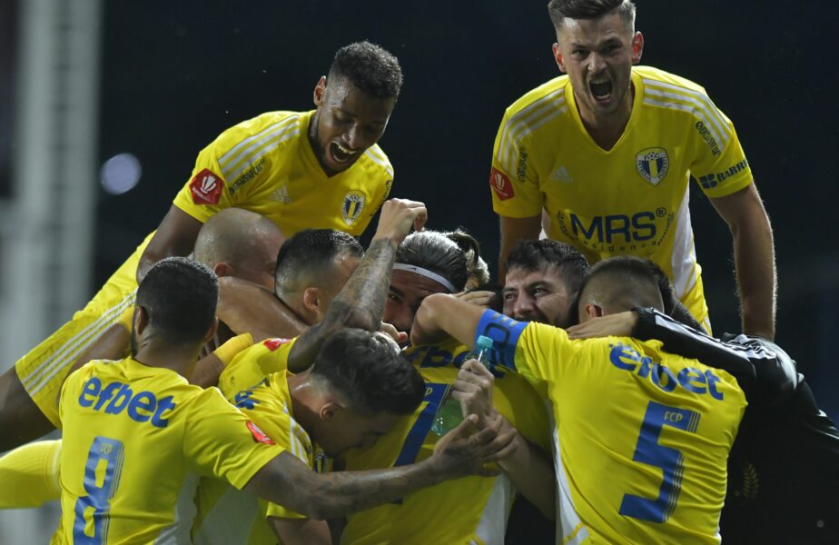 Chindia – Petrolul 2-3. Meci nebun cu cinci goluri la Ploiești! A patra victorie în cinci etape pentru „lupii galbeni”
