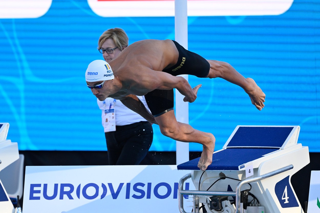 David Popovici a stabilit un nou record mondial în proba de 100 metri liber