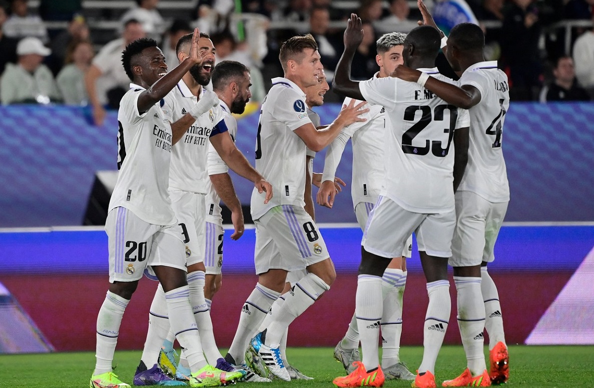 Real Madrid – Eintracht Frankfurt 2-0. Galacticii” au câştigat Supercupa Europei! Karim Benzema şi David Alaba i-au adus un nou trofeu lui Carlo Ancelotti