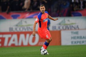 Andrei Miron revine în ţară, la doar câteva luni după ce a plecat de la FCSB. Fundaşul şi-a reziliat contractul cu Hapoel Haifa