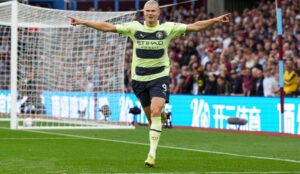 Erling Haaland, „bestia” din Premier League! Ce record a egalat starul lui Manchester City după golul marcat cu Aston Villa