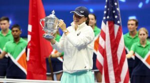 Iga Swiatek, reacție amuzantă după câștigarea US Open 2022: ”Chiar dacă pierdeam acum, am câştigat deja turneul pentru că am o fotografie cu el”