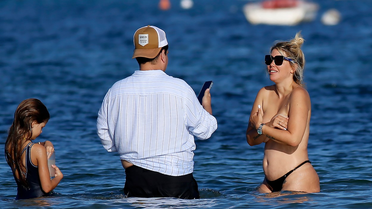 EXCLUSIVE: Stunning Wanda Nara wife of Paris Saint-Germain striker Mauro Icardi dazzles with a topless pose on the beaches of Ibiza on July 17, 2022 in Ibiza, Spain, while enjoying a sunny afternoon in the waters of the island of Ibiza in the company of her daughters and a friend.
17 Jul 2022,Image: 707971193, License: Rights-managed, Restrictions: World Rights, Model Release: no, Pictured: Wanda Nara