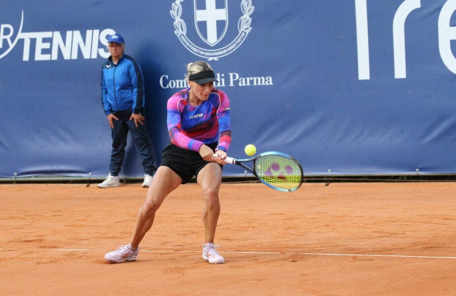 Ana Bogdan s-a calificat în semifinalele turneului de la Parma, după ce a învins-o pe Irina Begu, scor 6-2, 7-6
