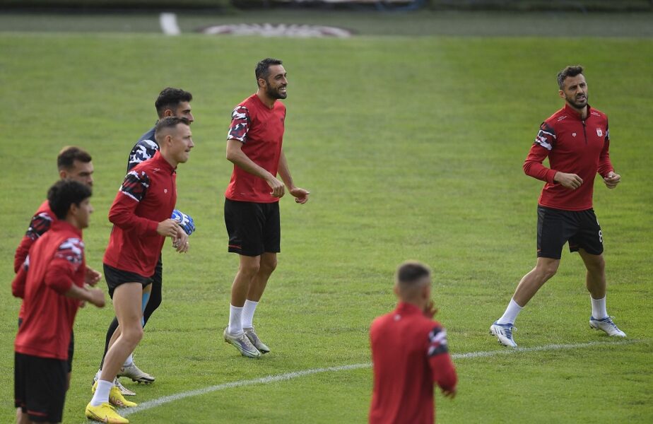 Situaţie ireală înainte de CFR Cluj – Sivasspor! Turcii şi-au pierdut echipamentele de joc şi vor juca în unele împrumutate de la campioana României