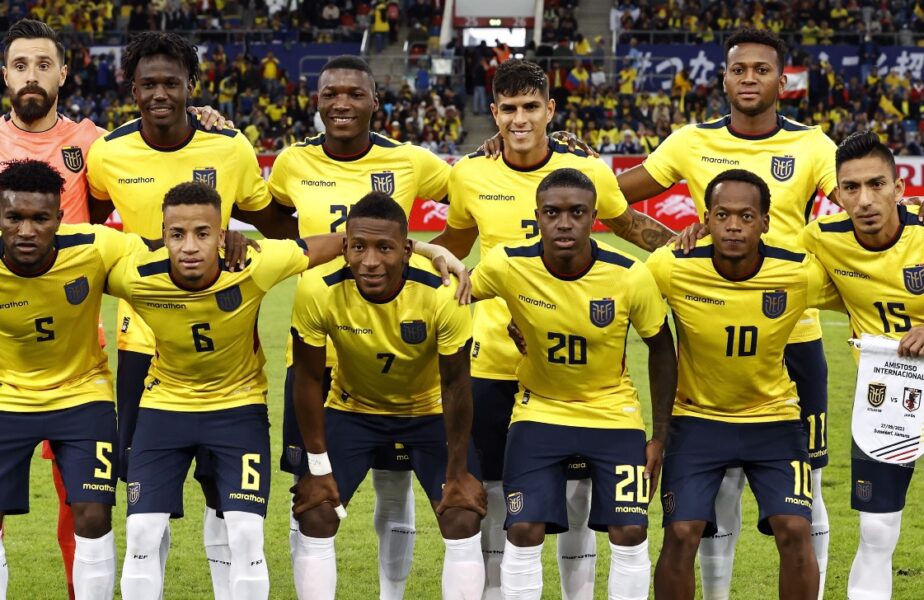 Echipa Ecuadorului, înaintea unui meci cu Japonia