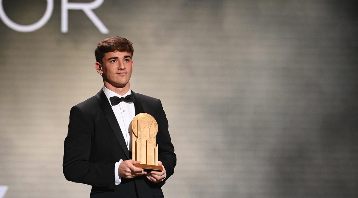 Gavi, desemnat cel mai bun jucator sub 21 de ani în 2022. Mijlocașul Barcelonei a primit trofeul Kopa