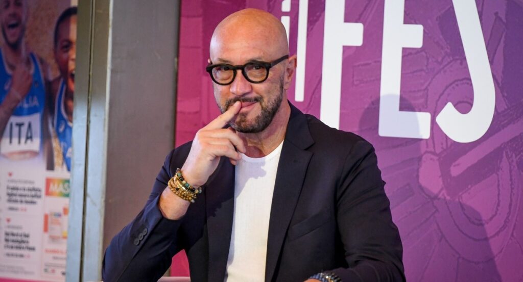 Cât de frumoasă este prima soţie a lui Walter Zenga. Are 63 de ani şi arată ca o adolescentă