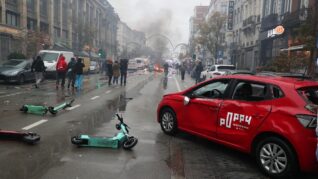 CM 2022 | Haos pe străzile din Bruxelles, după Belgia – Maroc 0-2! Fanii marocani au devastat tot ce le-a ieşit în cale. Poliţiştii au intervenit