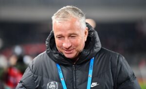 „Nicolae Stanciu ar putea ajunge la campioana României?” Dan Petrescu, răspuns sincer: „Pot să zic nu? Doamne fereşte!”