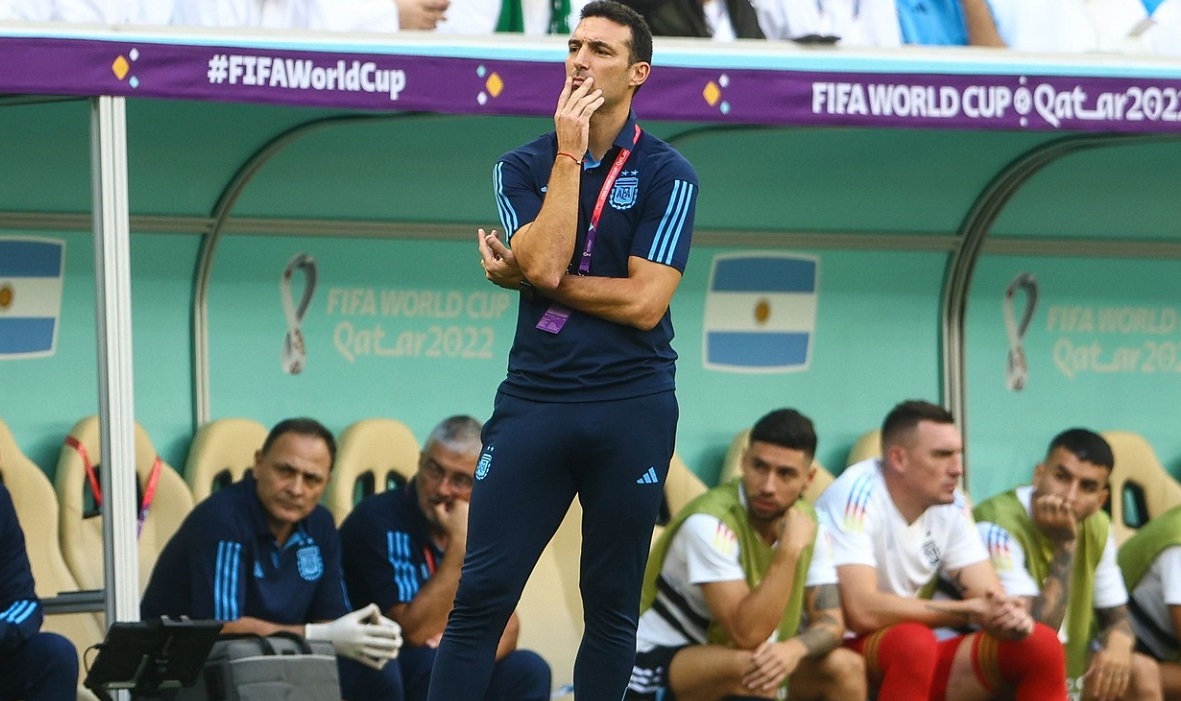 Lionel Scaloni, în timpul meciului Argentina - Arabia Saudită 1-2