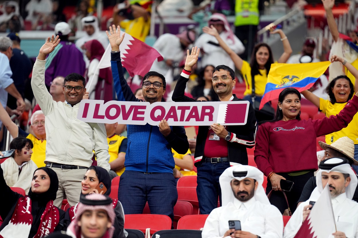Qatar fans ahead of the FIFA World Cup Group A match at the Al Bayt Stadium, Al Khor. Picture date: Sunday November 20, 2022.,Image: 738882281, License: Rights-managed, Restrictions: Use subject to restrictions. Editorial use only, no commercial use without prior consent from rights holder., Model Release: no
