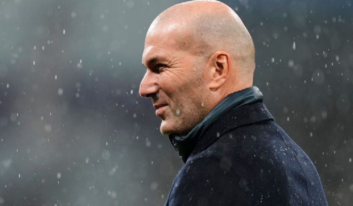 Zinedine Zidane, în timpul unui meci