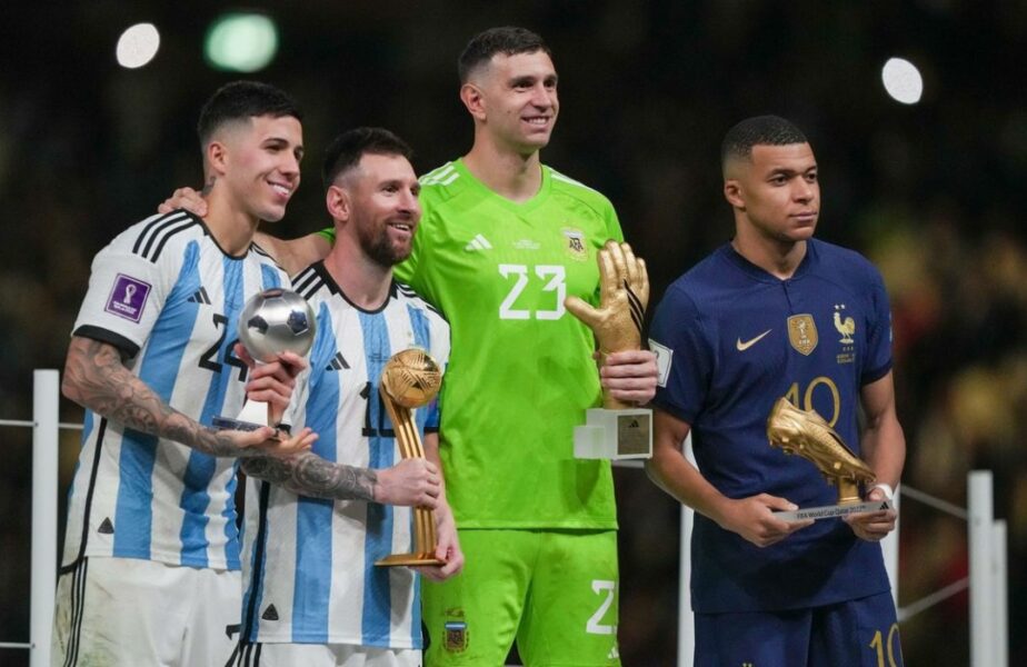 Francezii de la L’Equipe au alcătuit primul „11” al celor mai buni fotbaliști din 2022! Un singur jucător de la campioana mondială Argentina prinde echipa