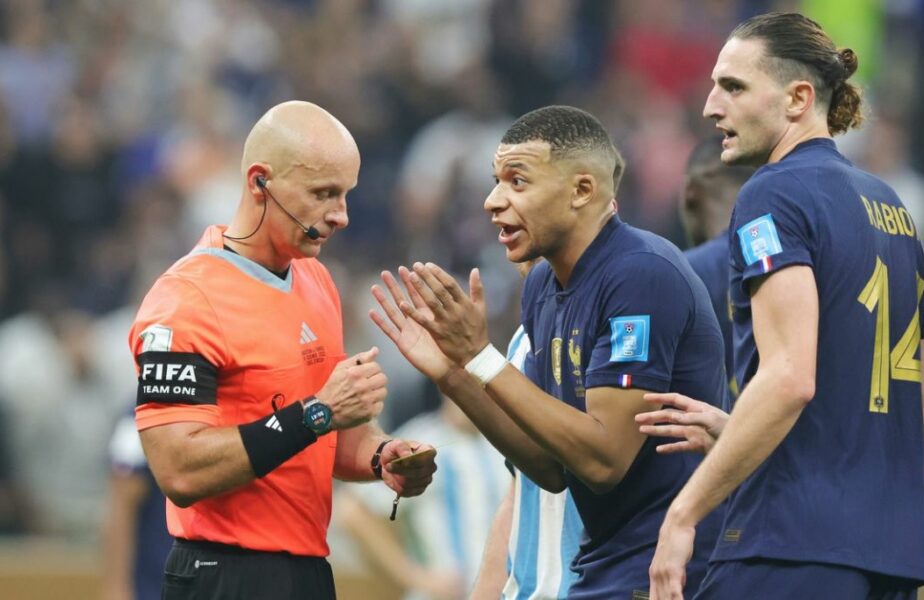 Arbitrul finalei Argentina – Franța a rupt tăcerea! Cum a comentat fazele controversate de la Cupa Mondială și ce le transmite francezilor