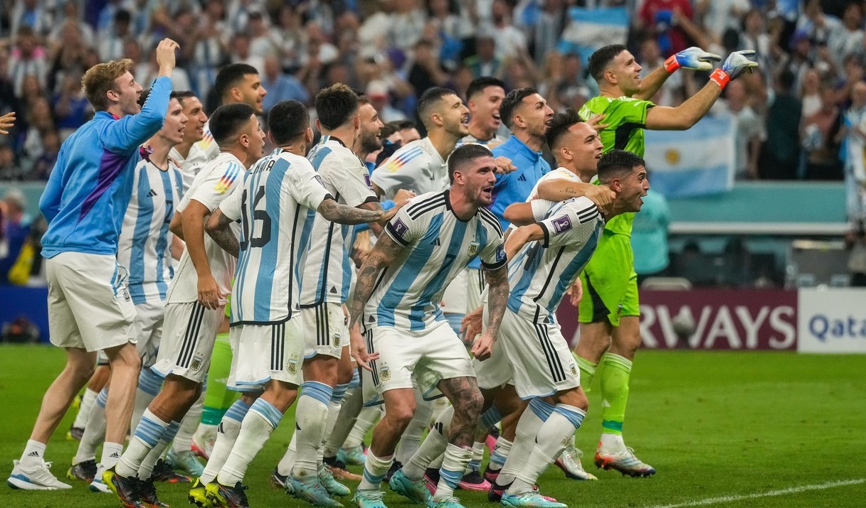 Bucurie nebună după Argentina - Croaţia 3-0