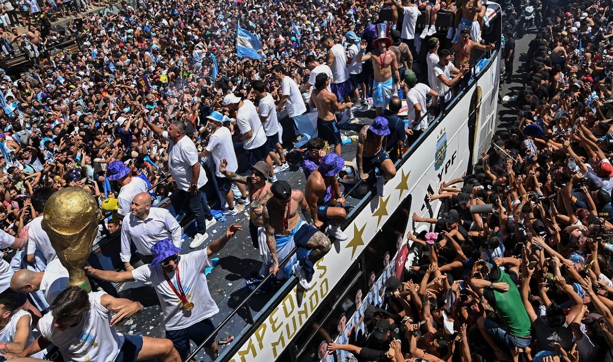Autocarul Argentinei, în timpul celebrării triumfului de la Cupa Mondială