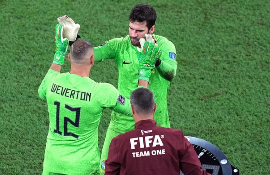 CM 2022 | Brazilia a schimbat portarul în timpul meciului cu Coreea de Sud! De ce l-a băgat Tite pe Weverton în locul lui Alisson