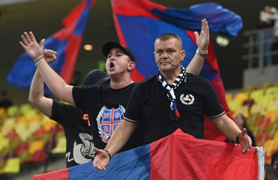 Gheorghe Mustaţă, reacție devastatoare după ce fanii CSA Steaua au afișat un banner la FCSB – Farul: De ce nu se fac frați cu Dinamo? Ei țin cu trei echipe!”.