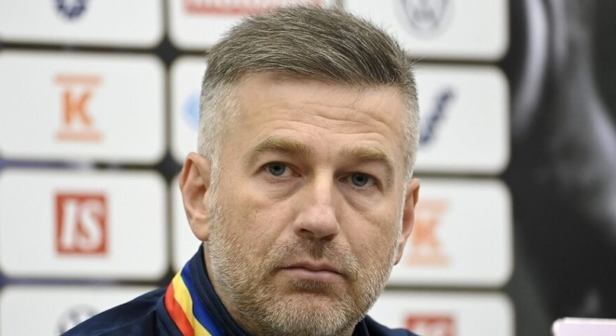 Edi Iordănescu, într-o conferință de presă