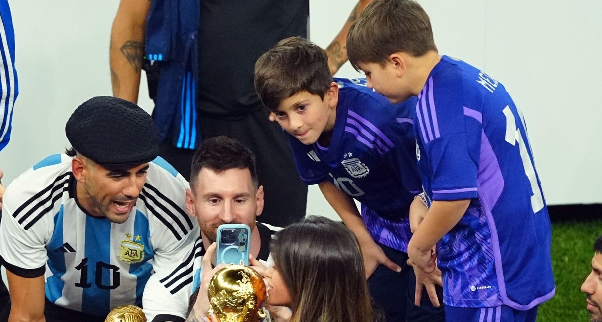 Prima reacție a lui Lionel Messi după ce a devenit campion mondial cu Argentina! Anunțul făcut de uriașul fotbalist